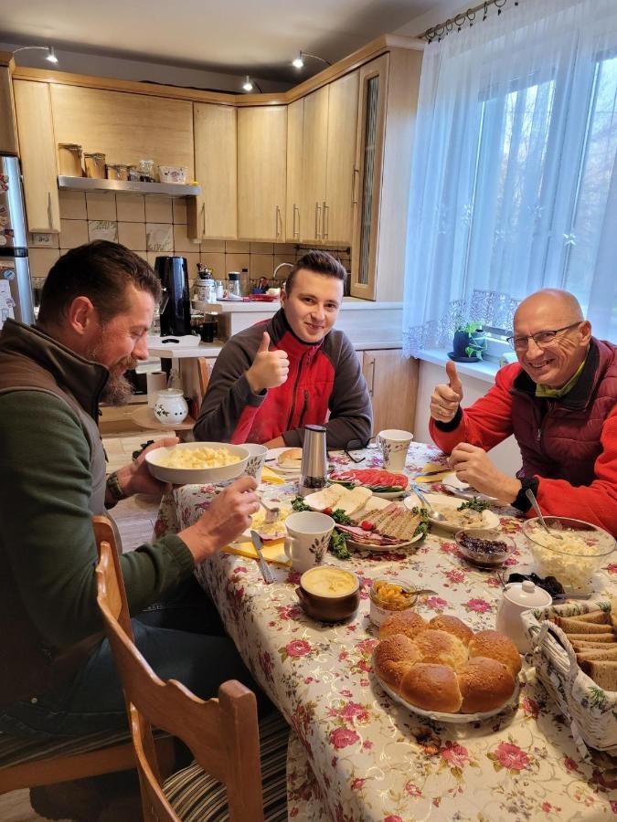 Appartement Pokoj Przy Jeziorze à Wizajny Extérieur photo